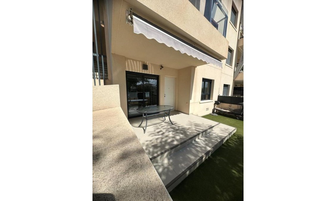 Revânzare - Apartament -
Pilar de la Horadada - Costa Blanca