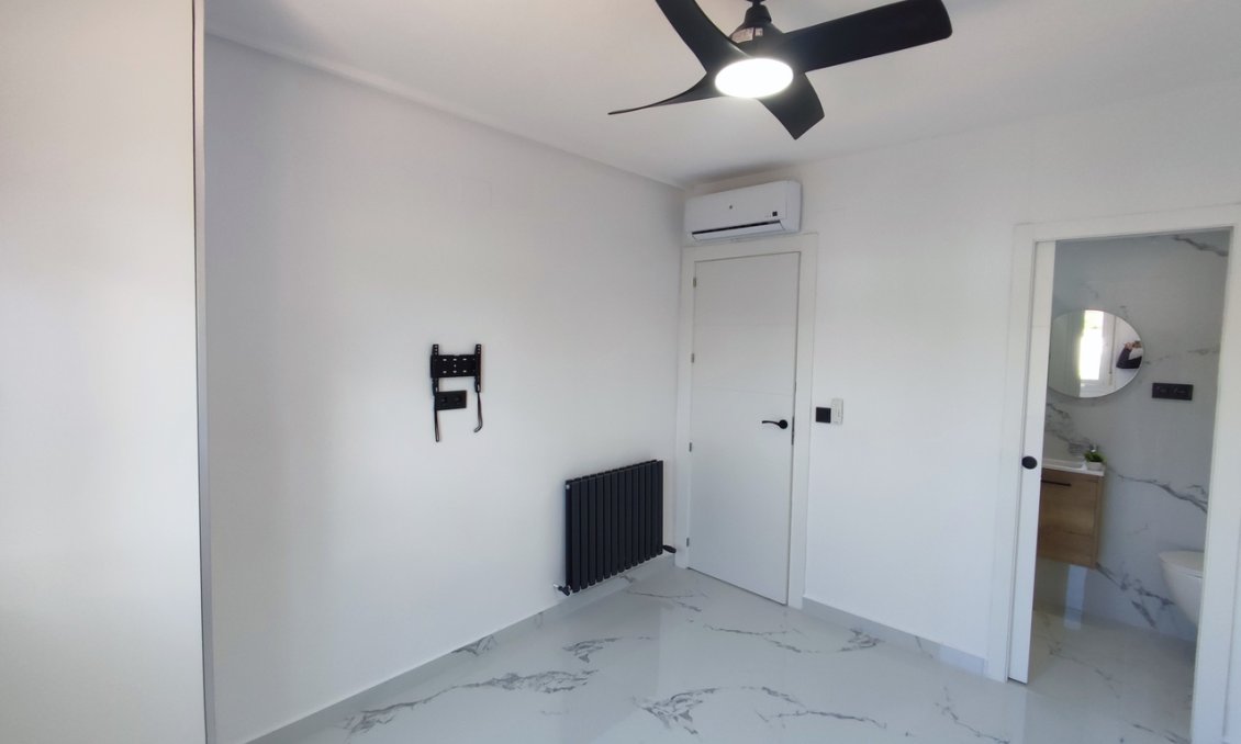 Resale - Apartment -
Hacienda Riquelme Golf Resort - Inland