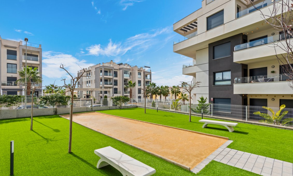 Revente - Attique -
Villamartin - Costa Blanca