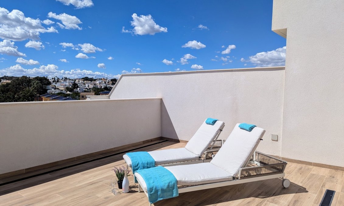 Revente - Attique -
Villamartin - Costa Blanca