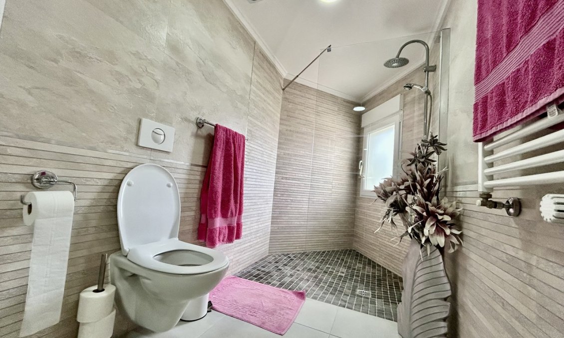 Segunda mano - Villa -
Cabo Roig - Costa Blanca