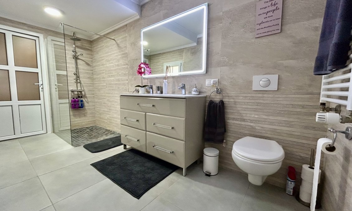 Segunda mano - Villa -
Cabo Roig - Costa Blanca