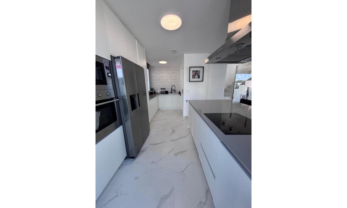 Segunda mano - Villa -
Villamartin - Costa Blanca