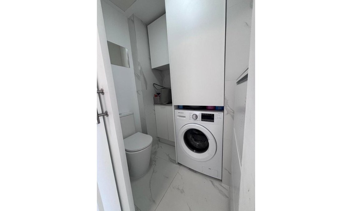 Segunda mano - Villa -
Villamartin - Costa Blanca