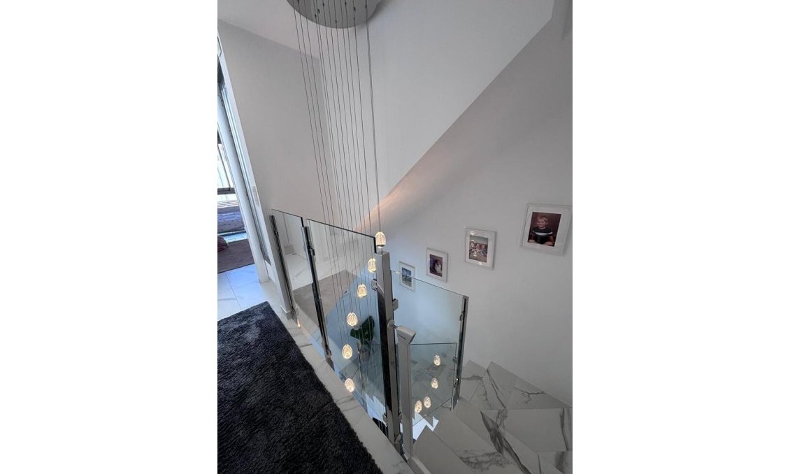 Segunda mano - Villa -
Villamartin - Costa Blanca