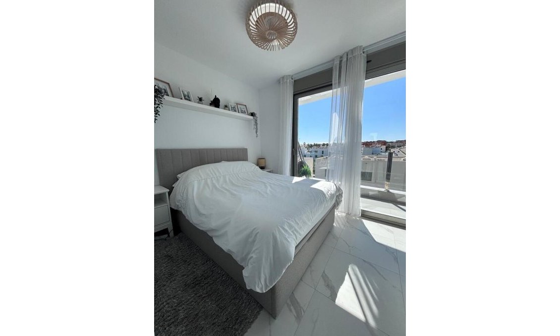 Segunda mano - Villa -
Villamartin - Costa Blanca