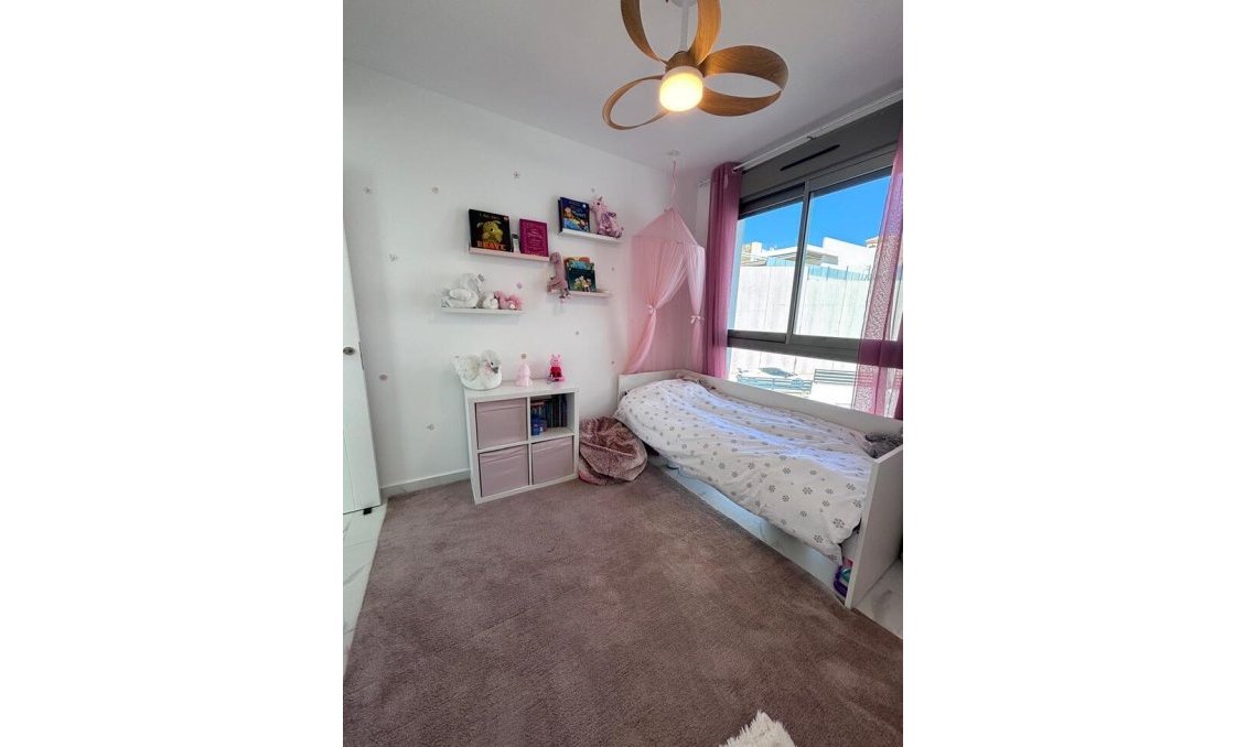 Segunda mano - Villa -
Villamartin - Costa Blanca