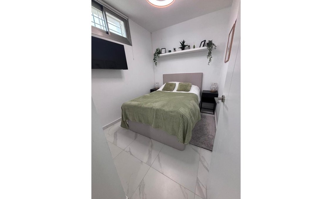 Segunda mano - Villa -
Villamartin - Costa Blanca