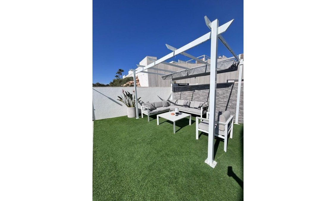 Segunda mano - Villa -
Villamartin - Costa Blanca