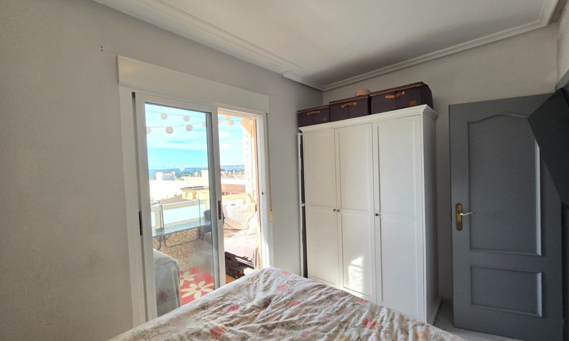 Segunda mano - Apartamento -
Los Montesinos *