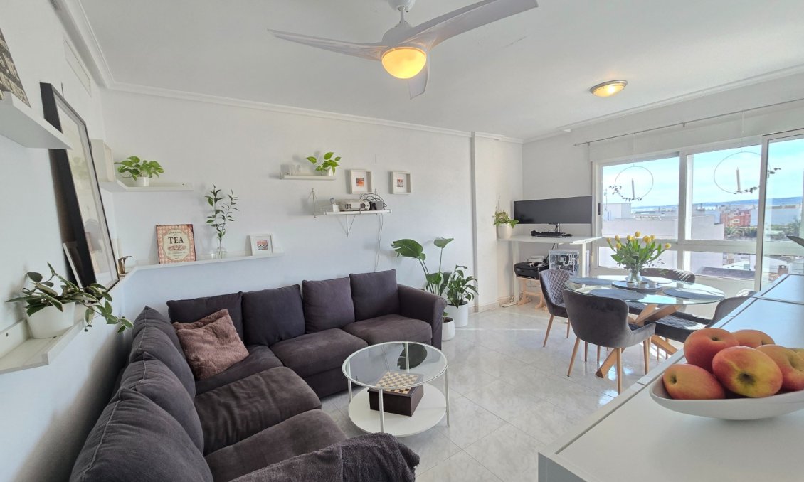 Segunda mano - Apartamento -
Los Montesinos *