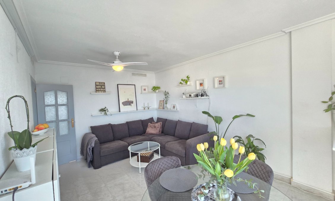 Segunda mano - Apartamento -
Los Montesinos *