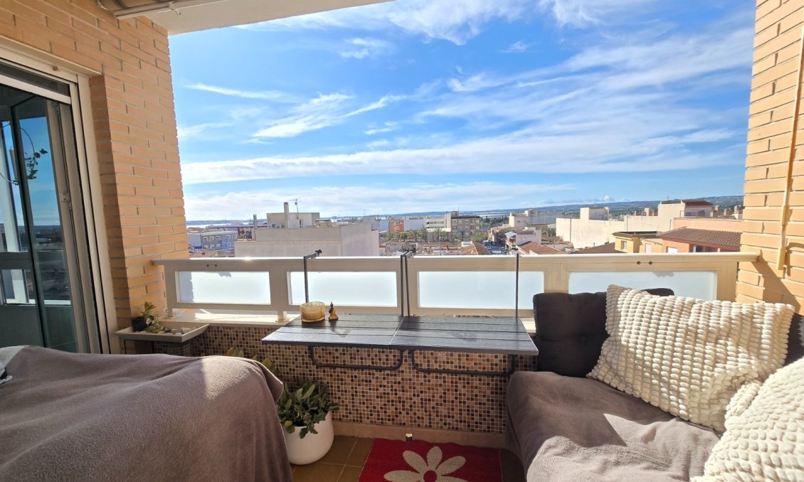 Segunda mano - Apartamento -
Los Montesinos *