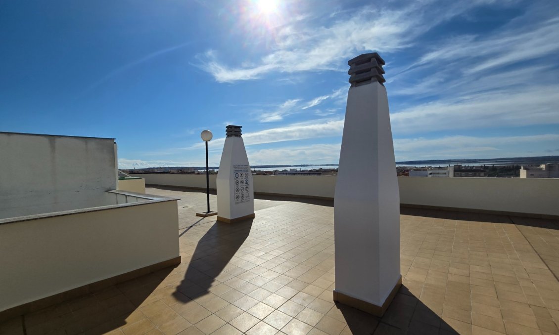 Segunda mano - Apartamento -
Los Montesinos *