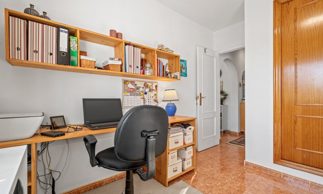 Segunda mano - Quad House -
La Marina - Costa Blanca