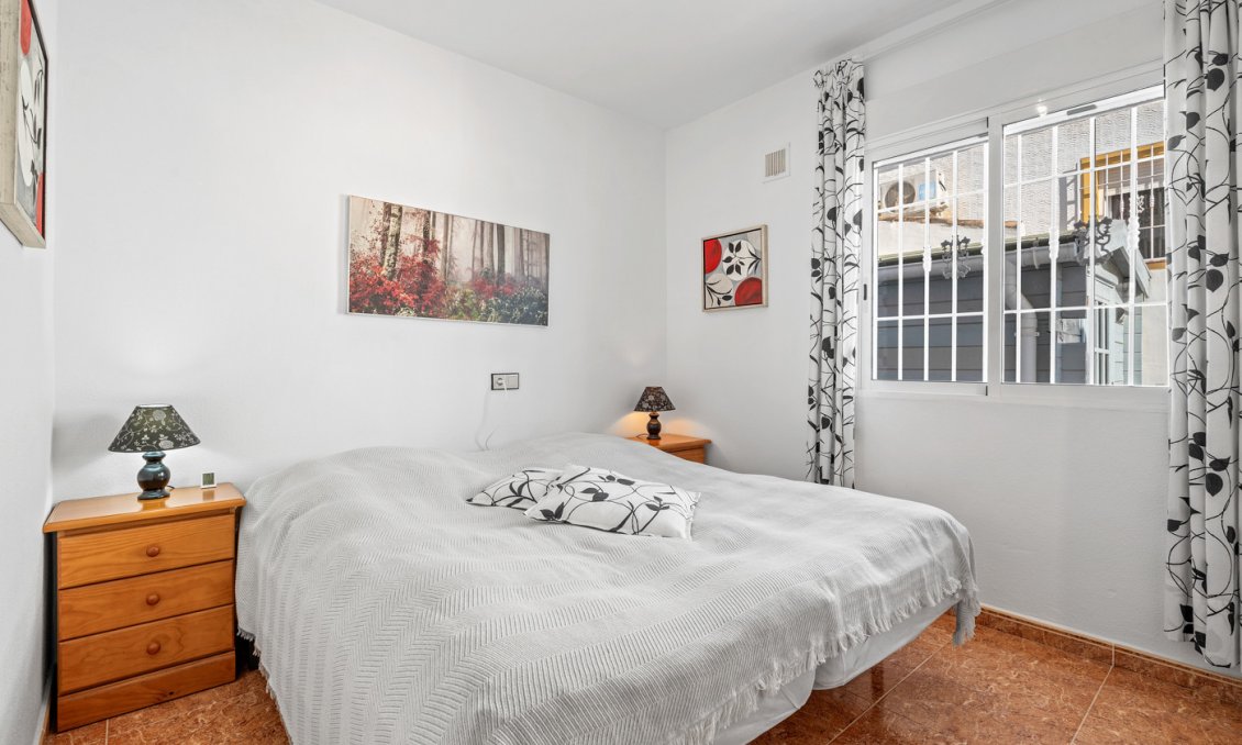 Segunda mano - Quad House -
La Marina - Costa Blanca