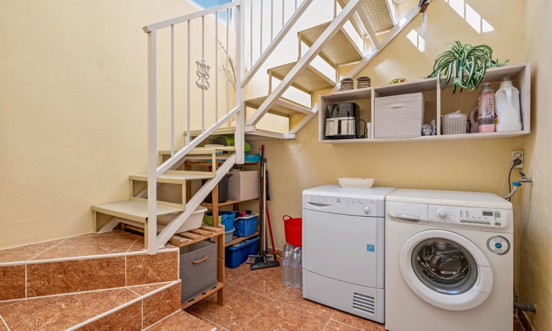 Segunda mano - Quad House -
La Marina - Costa Blanca