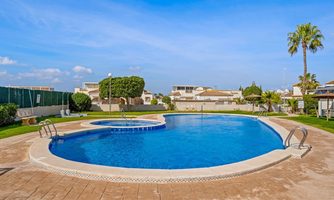 Segunda mano - Quad House -
La Marina - Costa Blanca