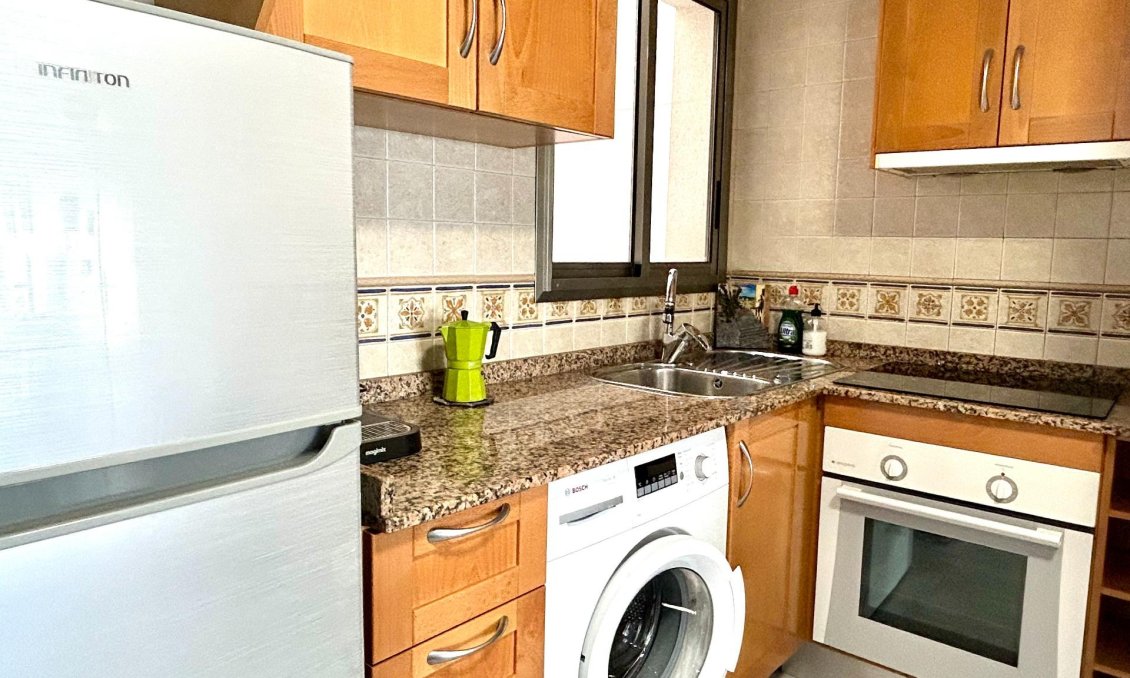 Segunda mano - Apartamento -
Torrevieja - Centro