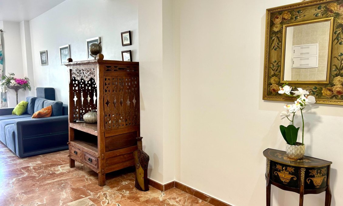 Segunda mano - Apartamento -
Torrevieja - Centro