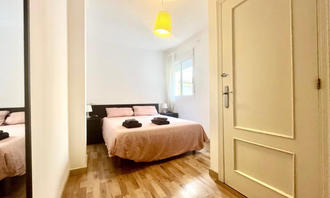 Segunda mano - Apartamento -
Torrevieja - Acequion