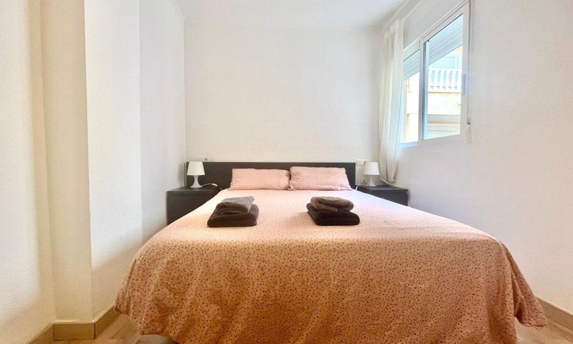 Segunda mano - Apartamento -
Torrevieja - Acequion