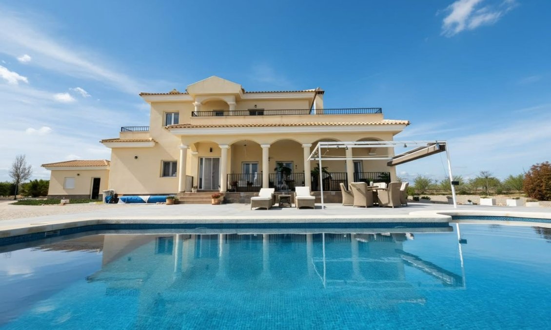 Revânzare - Vilă -
Pinoso - Inland