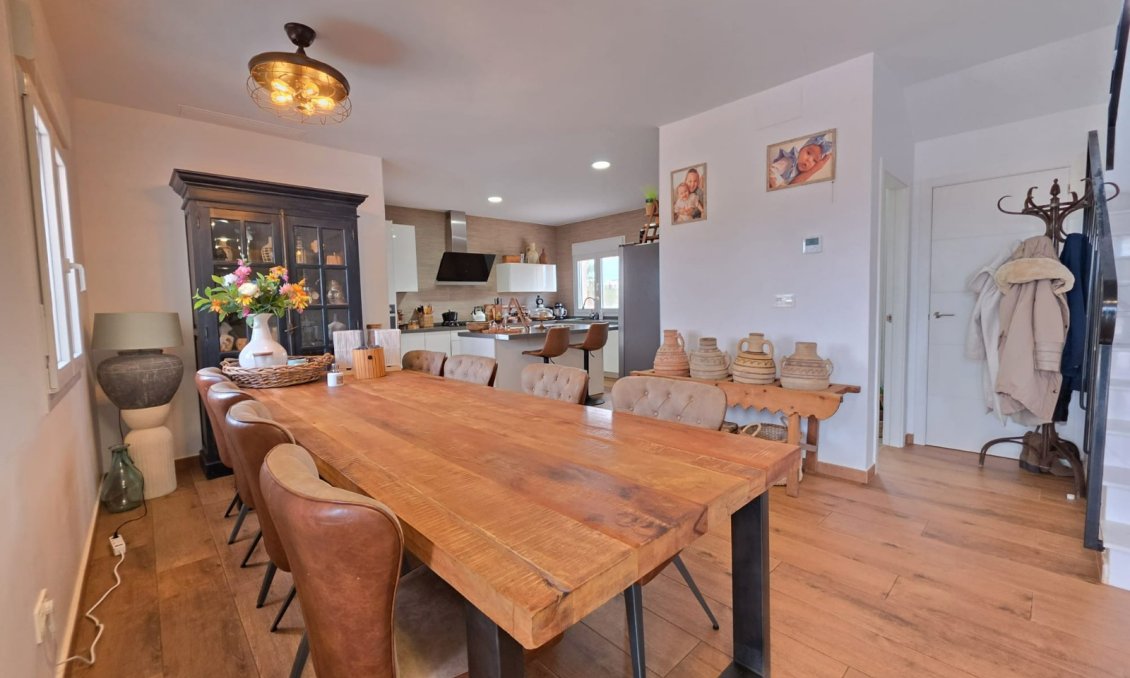 Revânzare - Vilă -
Pinoso - Inland