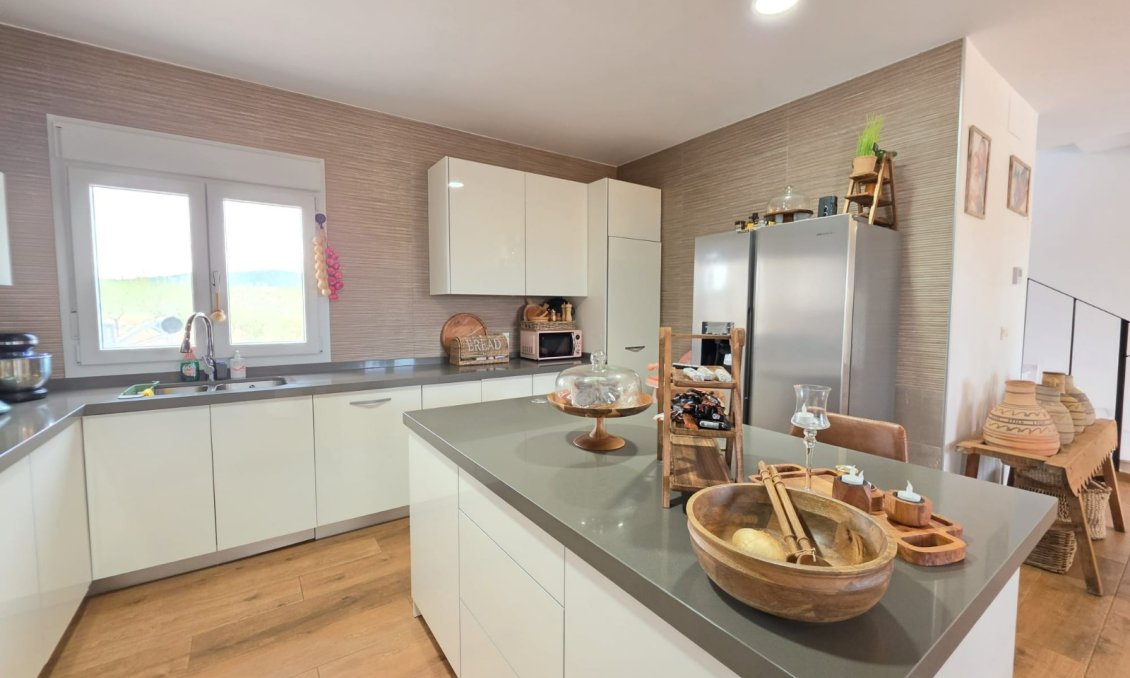 Revânzare - Vilă -
Pinoso - Inland