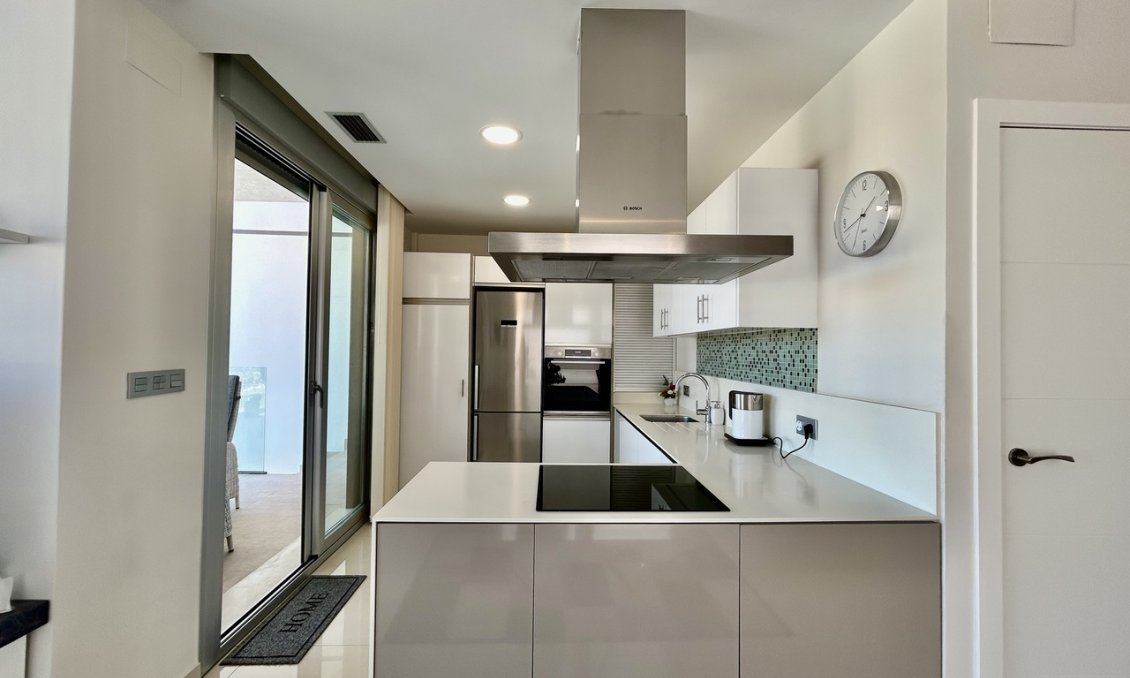 Használt Ingatlanok - Villa -
Villamartin - Costa Blanca