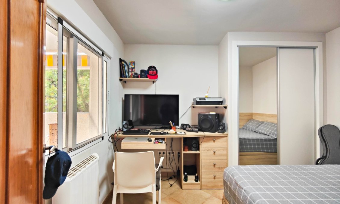 Resale - Apartment -
Torrevieja - Costa Blanca