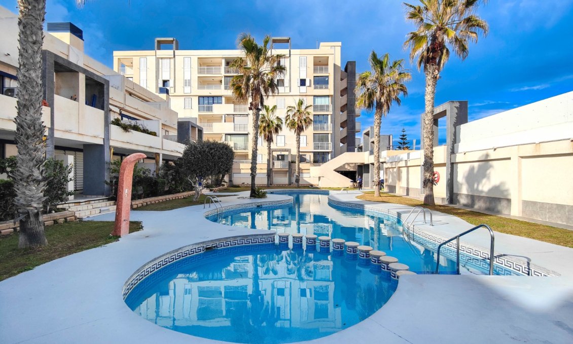 Resale - Apartment -
Torrevieja - Costa Blanca