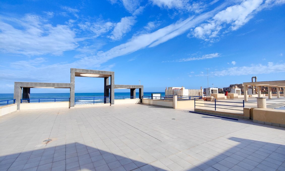 Resale - Apartment -
Torrevieja - Costa Blanca