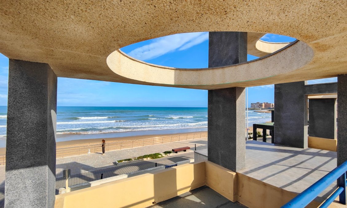 Resale - Apartment -
Torrevieja - Costa Blanca