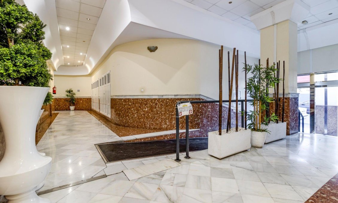 Wiederverkauf - Wohnung -
Torrevieja - Centro