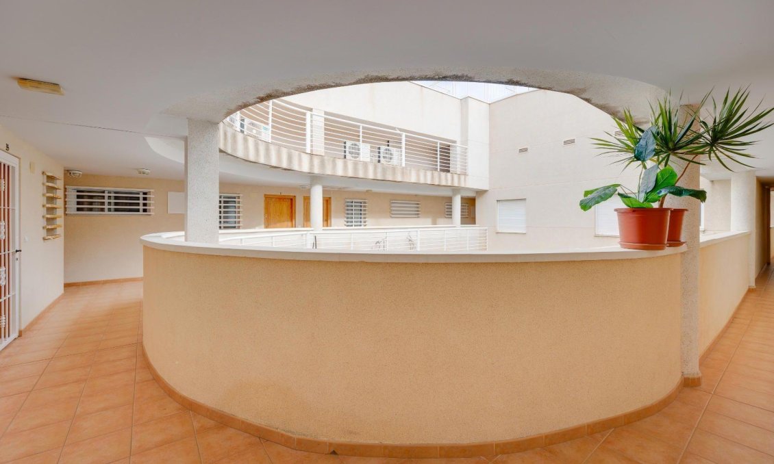 Wiederverkauf - Wohnung -
Torrevieja - Centro