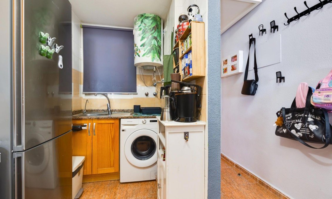 Wiederverkauf - Wohnung -
Torrevieja - Centro