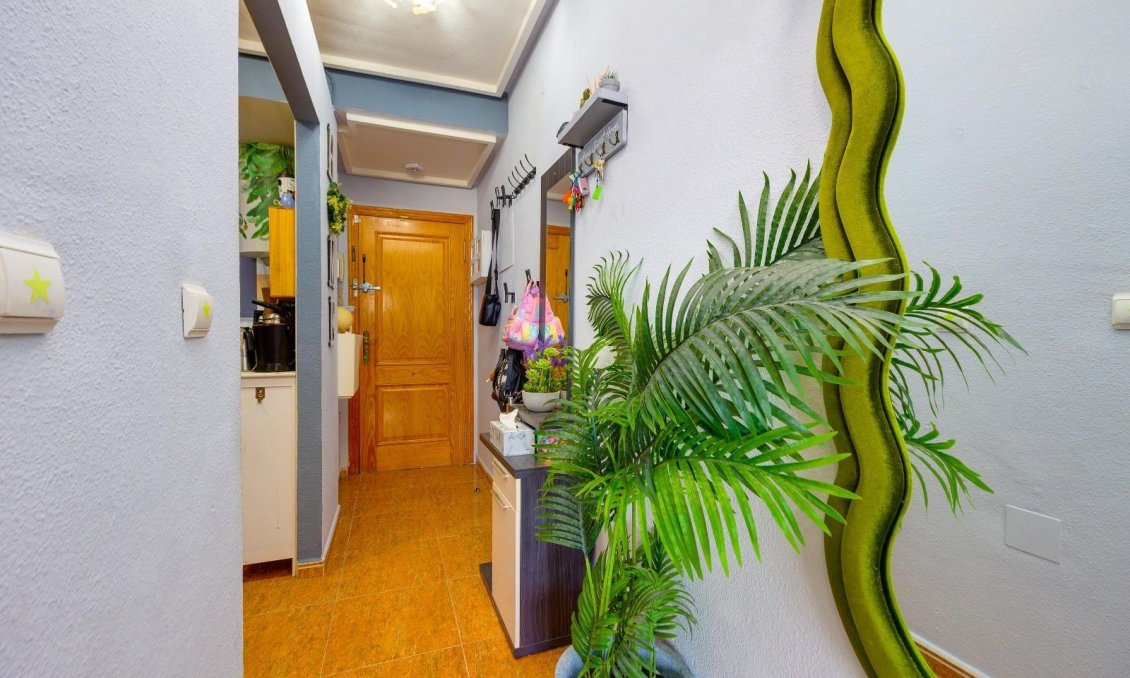 Wiederverkauf - Wohnung -
Torrevieja - Centro