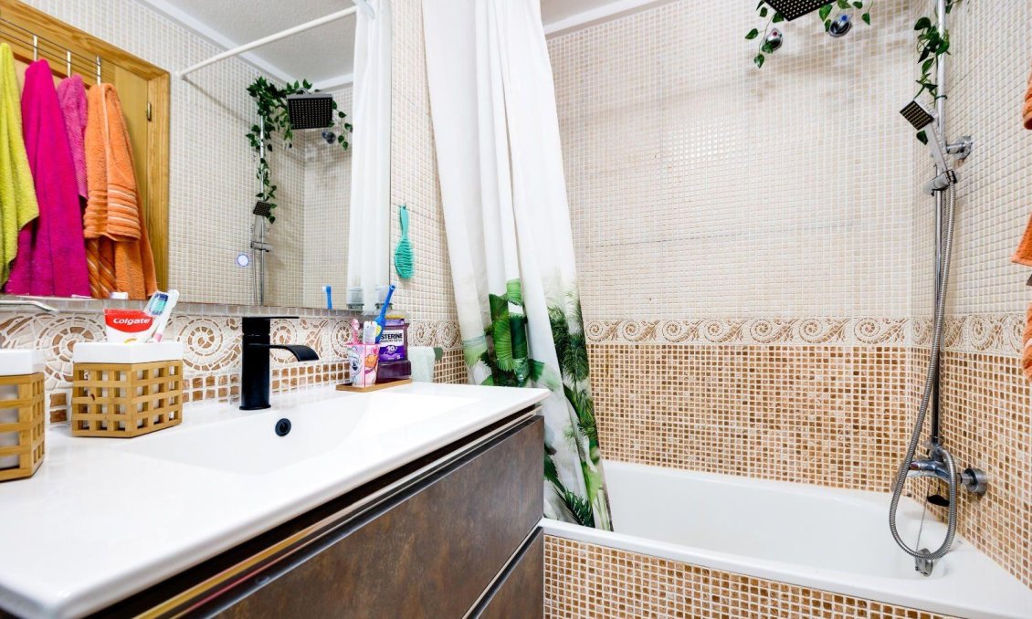 Wiederverkauf - Wohnung -
Torrevieja - Centro