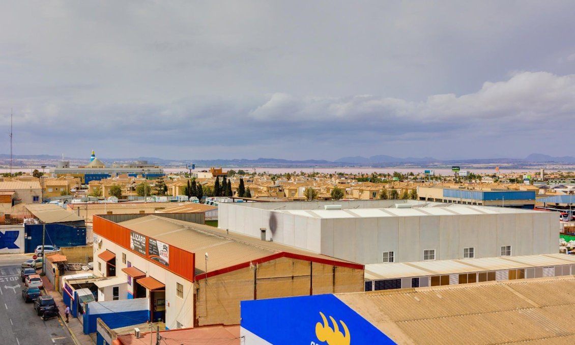 Wiederverkauf - Wohnung -
Torrevieja - Centro