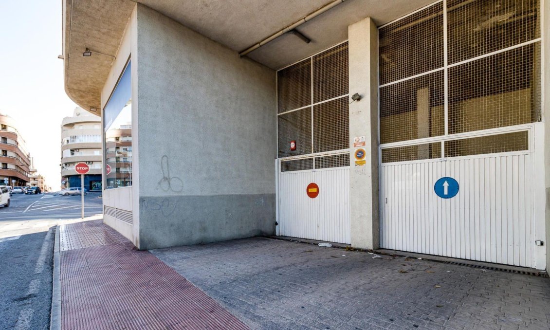Wiederverkauf - Wohnung -
Torrevieja - Centro