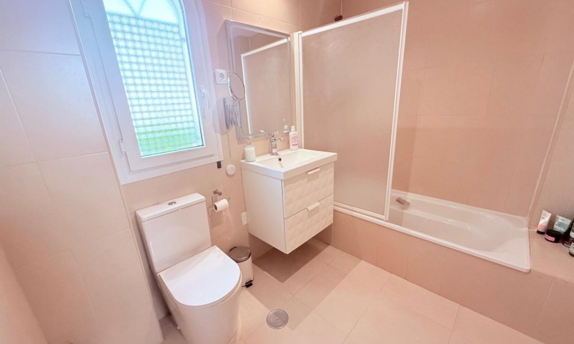 Resale - Duplex -
Hacienda Riquelme Golf Resort - Inland