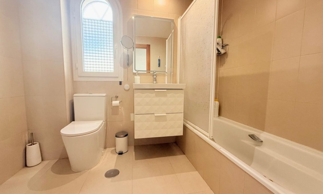 Resale - Duplex -
Hacienda Riquelme Golf Resort - Inland