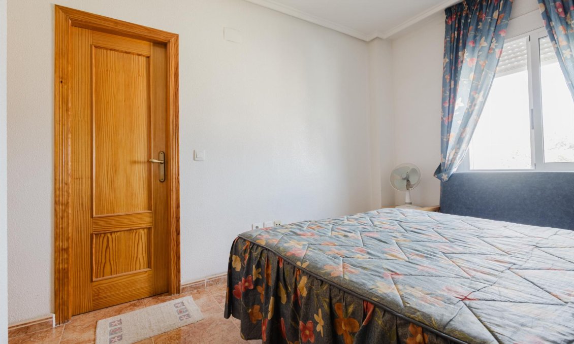 Használt Ingatlanok - Apartman -
Torrevieja - Costa Blanca