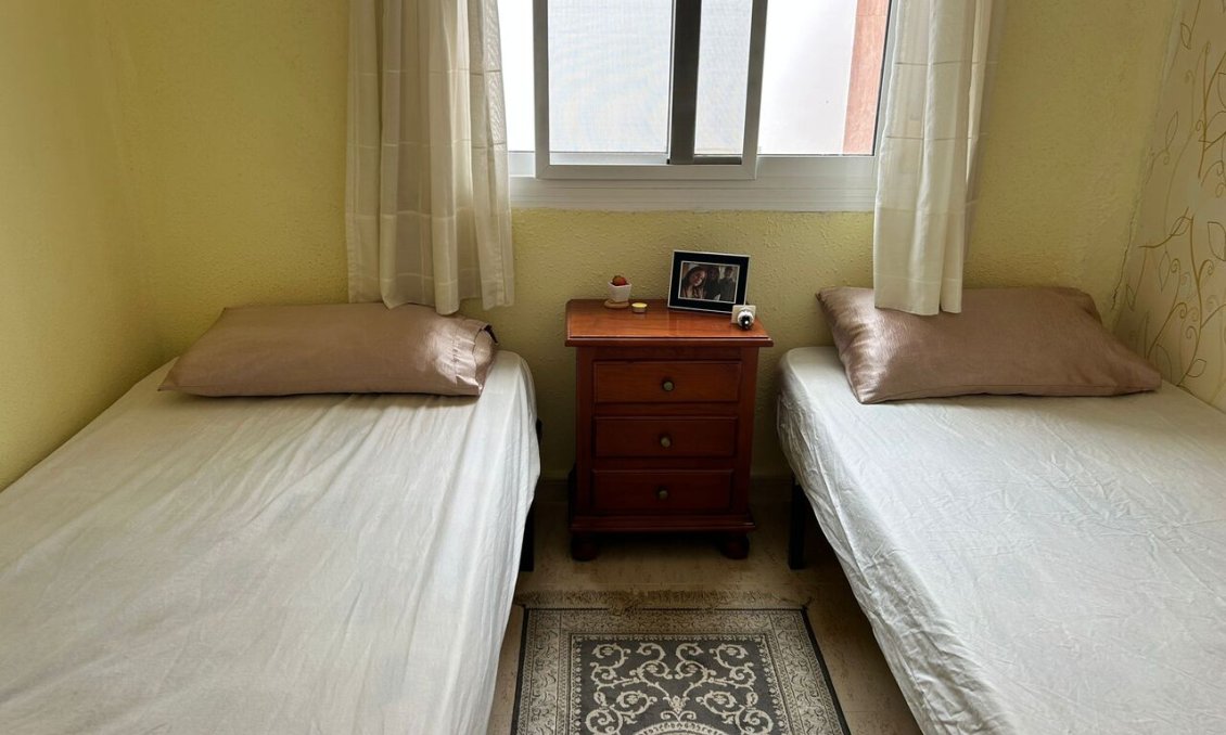 Használt Ingatlanok - Sorház -
Camposol - Inland