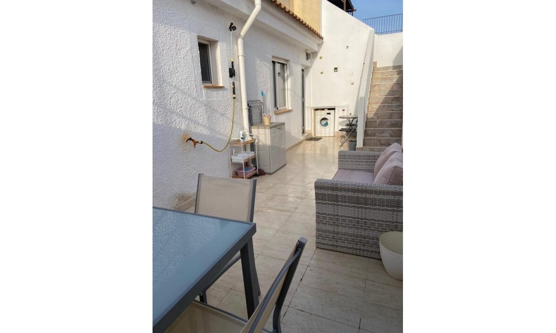 Használt Ingatlanok - Sorház -
Camposol - Inland