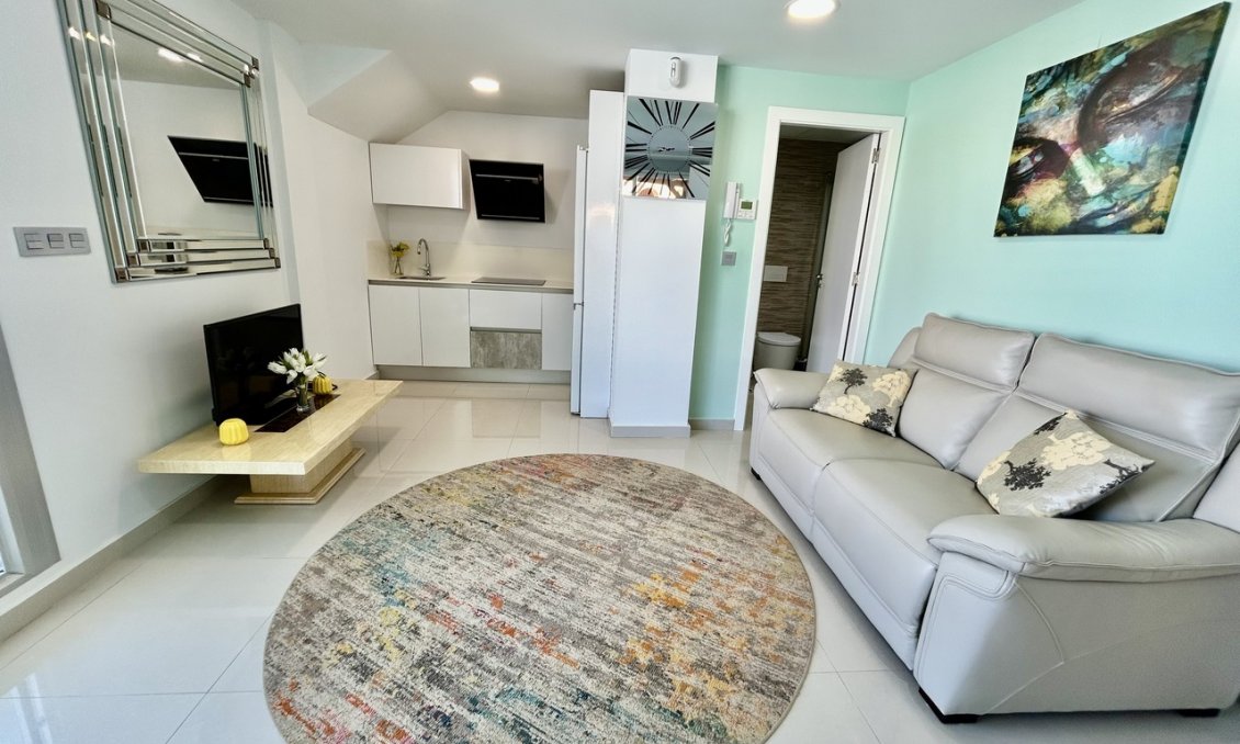 Használt Ingatlanok - Villa -
Villamartin - Costa Blanca