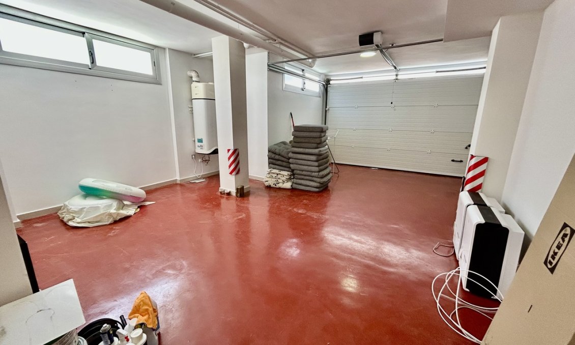 Használt Ingatlanok - Villa -
Villamartin - Costa Blanca