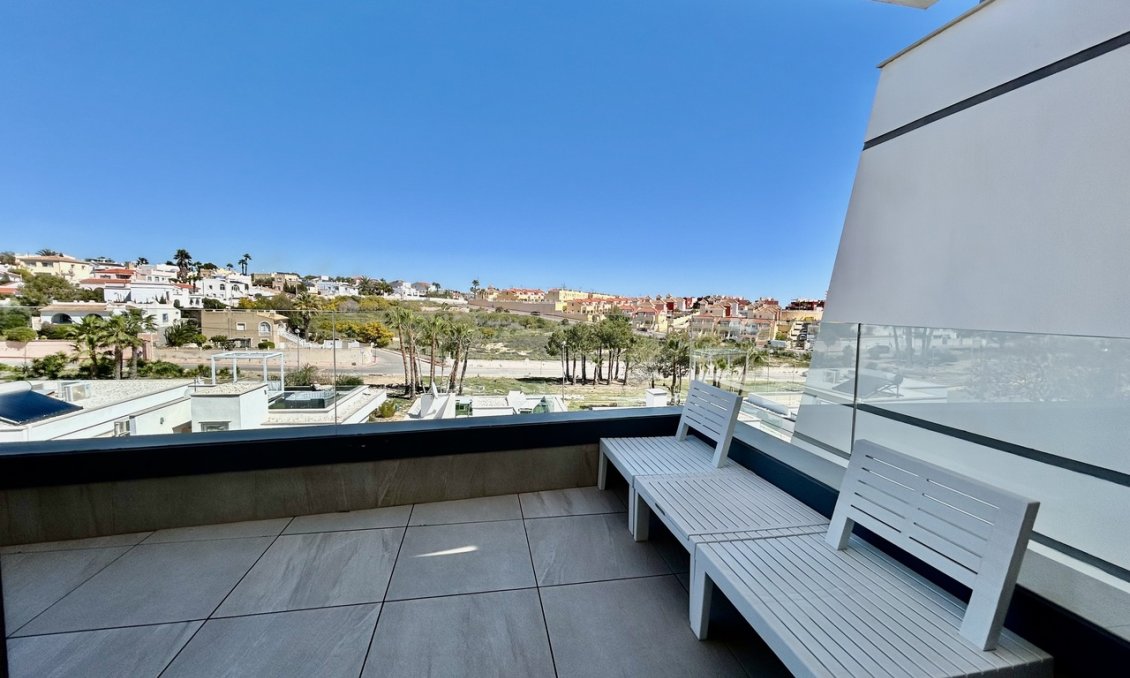 Használt Ingatlanok - Villa -
Villamartin - Costa Blanca