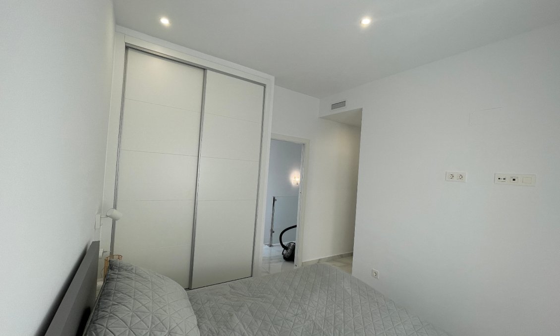 Használt Ingatlanok - Villa -
Benijofar - Costa Blanca